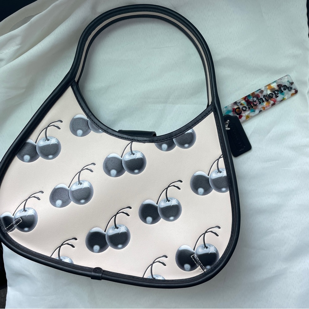 Coachtopia - Cherry Print Crescent Shoulder Bag in Cream and Black - Picture 2 of 9